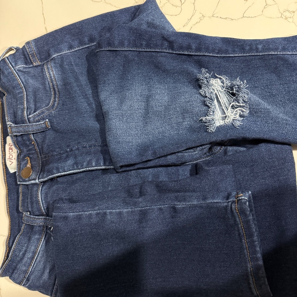 Vibrant Jeans - Picture 3 of 4